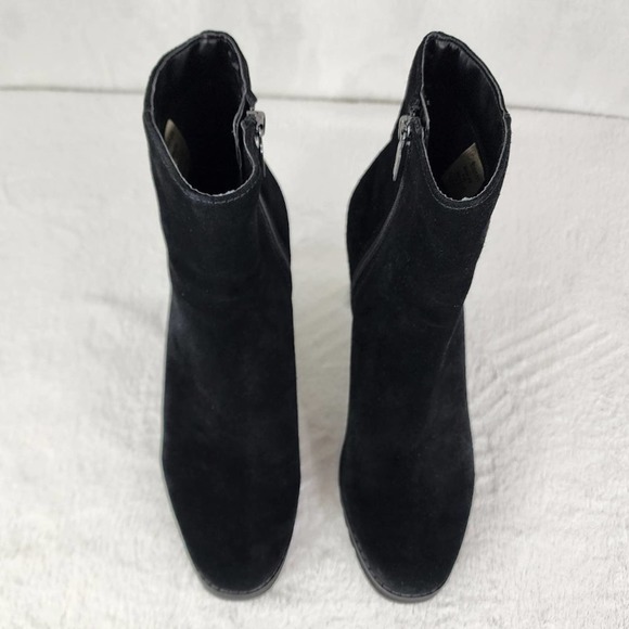 Blondo Rana Black Suede Waterproof Heeled Boots with side zip. Sturdy tread NWOT - Picture 3 of 12
